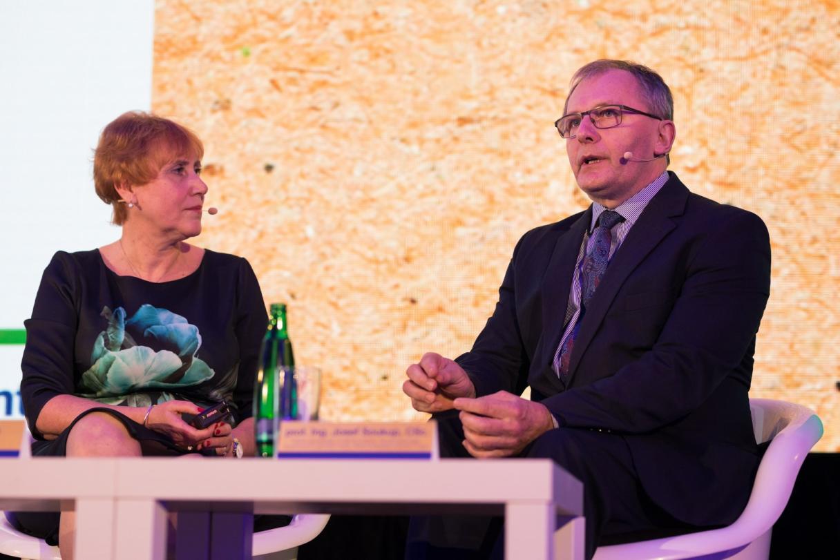 prof. Soukup, diskusia z konferencií